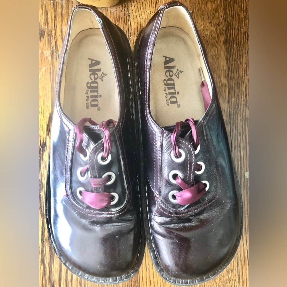 Algeria Plum Patent Lace-up Shoes EU 38
